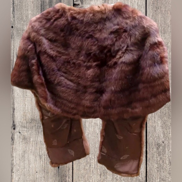 Vintage Pre-Owned Designer Francine’s Of Boston Brown Mink Shawl - Picture 2 of 3